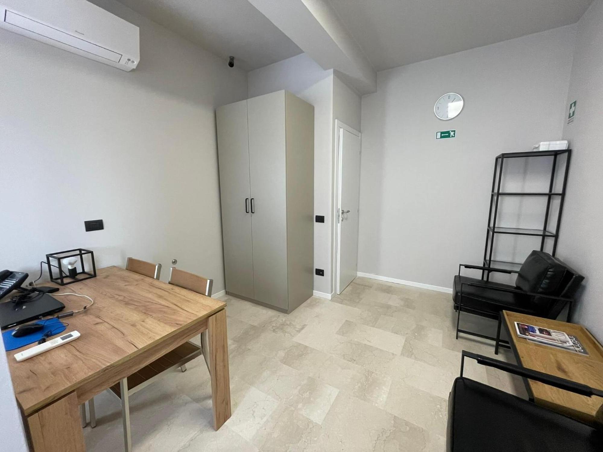 La Galleria Lodge Парма Экстерьер фото