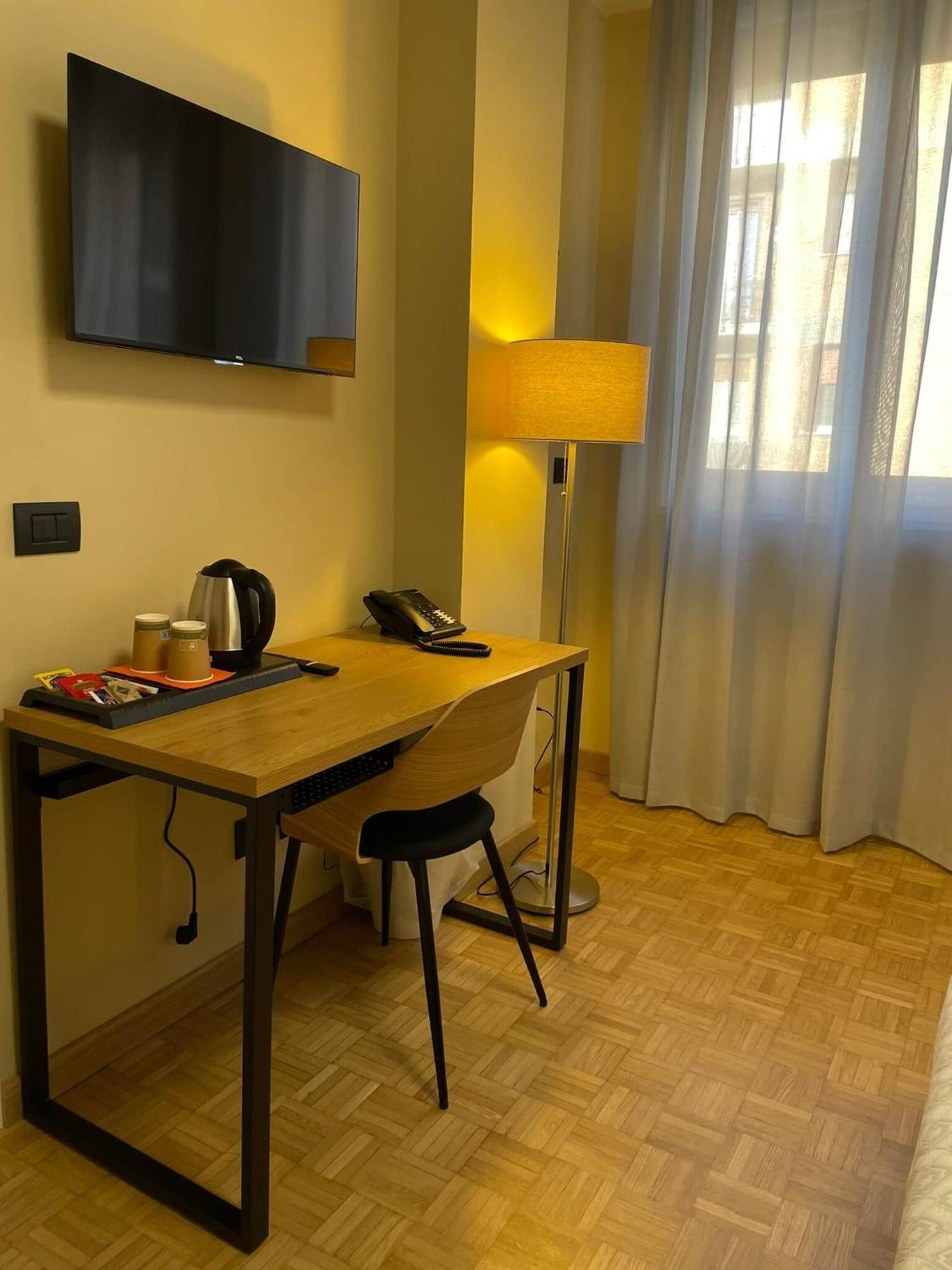 La Galleria Lodge Парма Экстерьер фото